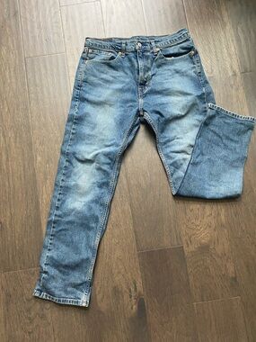 Classic Men's Blue Jeans - Comfortable Everyday Denim